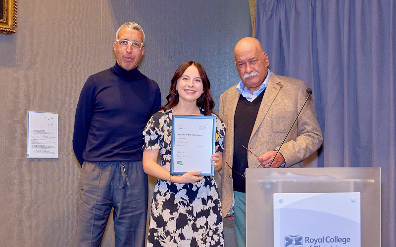 News Associates graduate and NCTJ student of the year 2023 Eve Bennett collecting her award at the NCTJ Awards for Excellence. She is standing between Kamal Ahmed and John Pienaar.